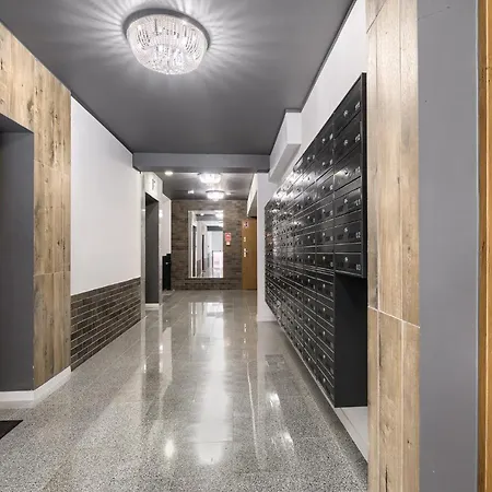 888 Bulwary Stare No 1 *